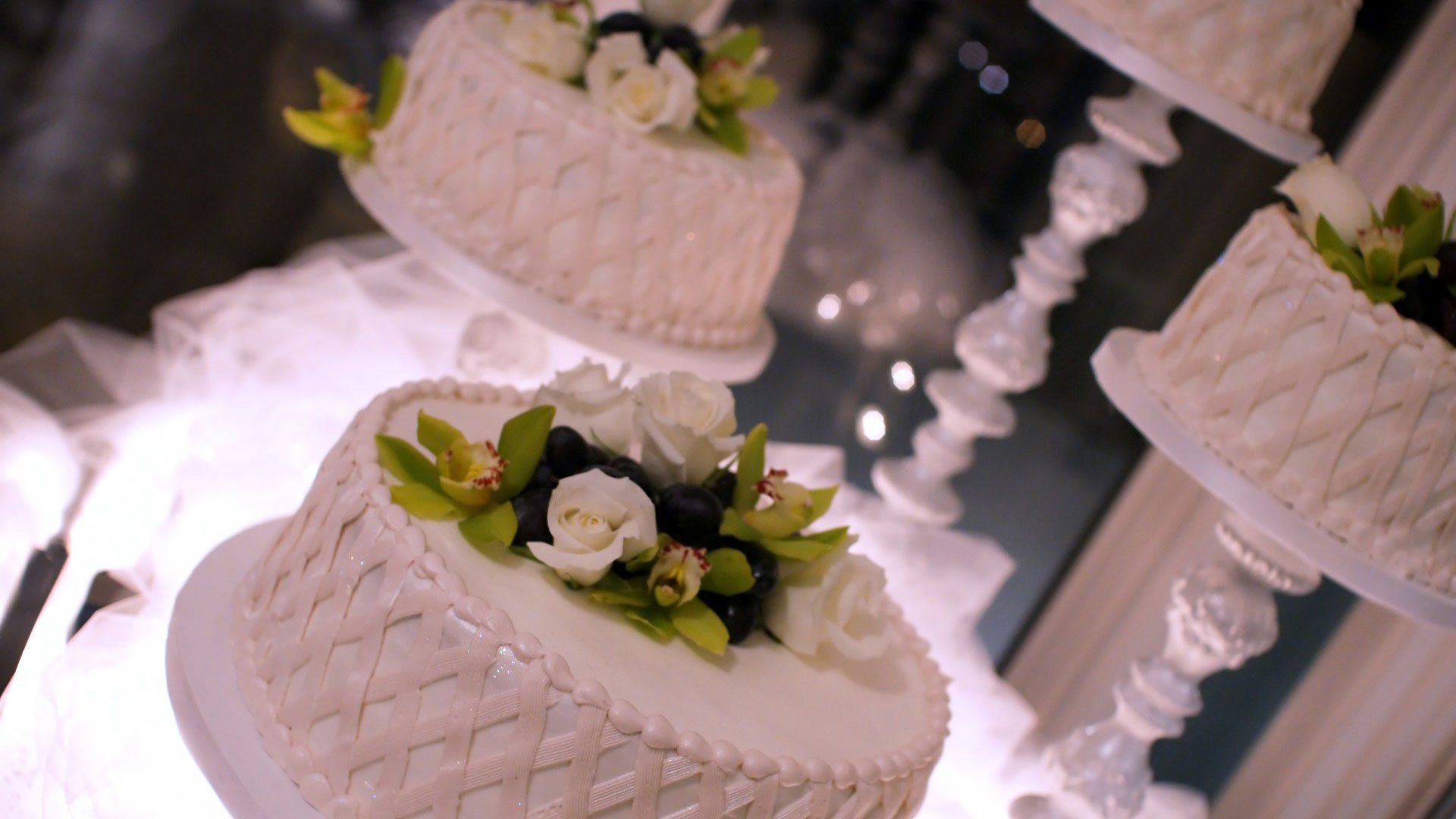 lake geneva wedding cakes