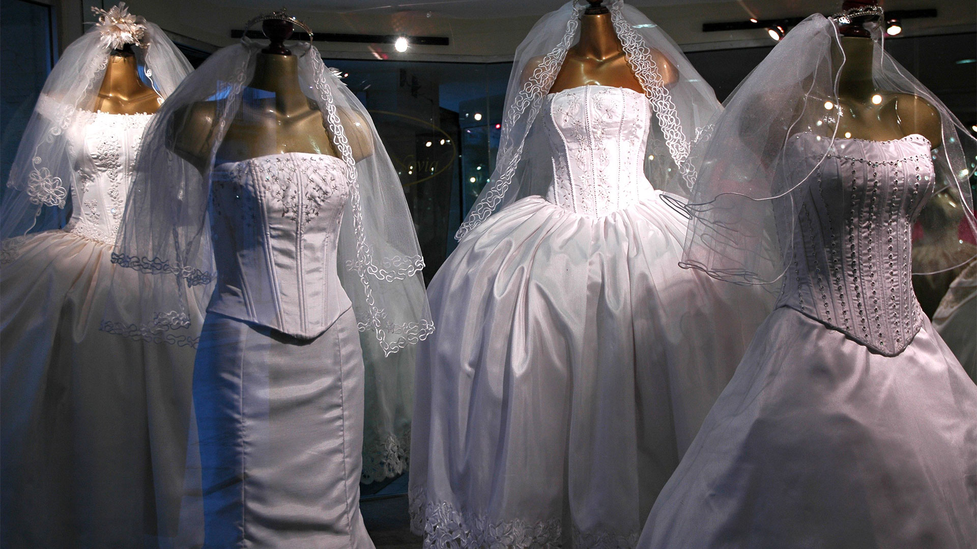 wedding dresses lake geneva wi