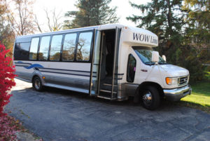 lake geneva wedding bus