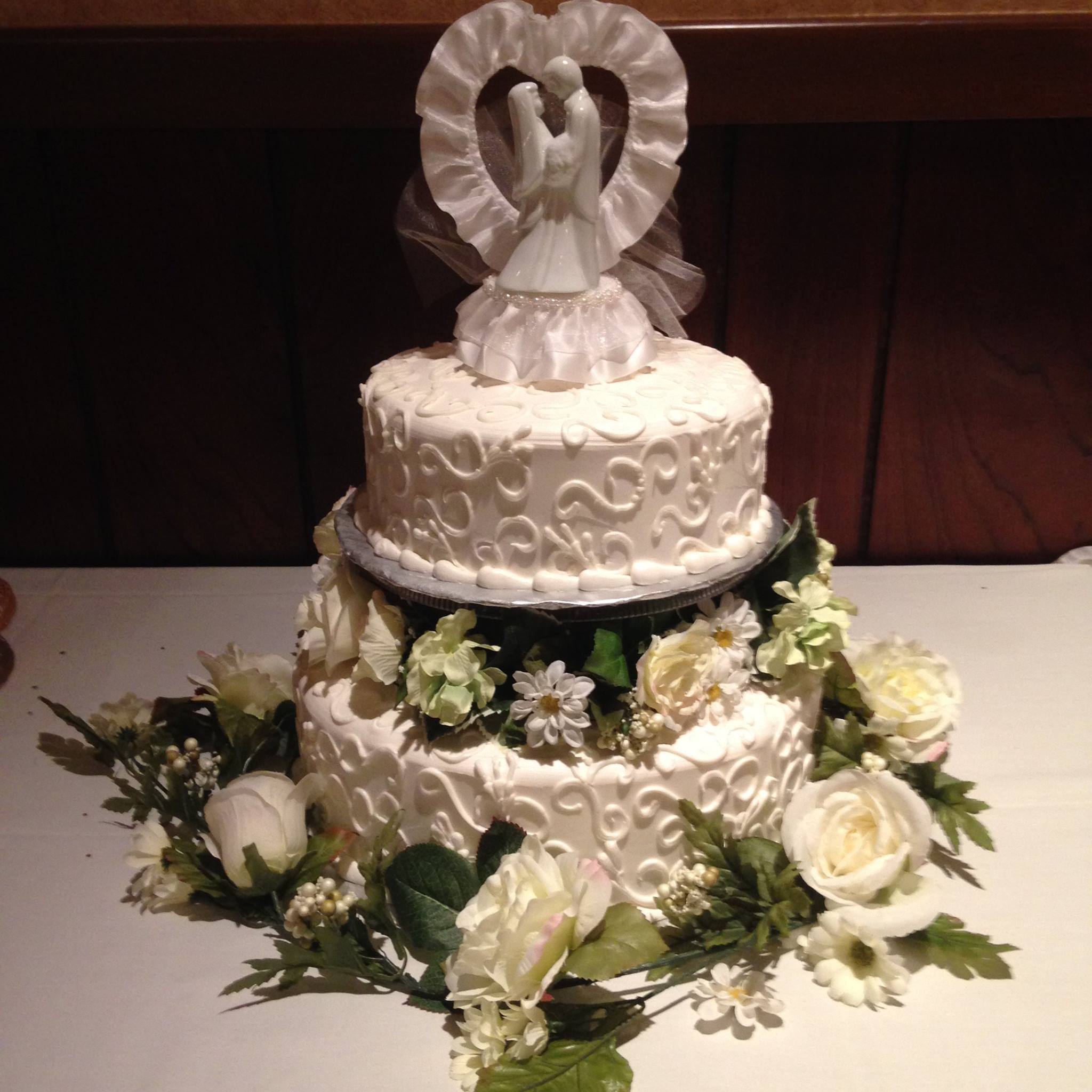 wedding cake bakery lake geneva